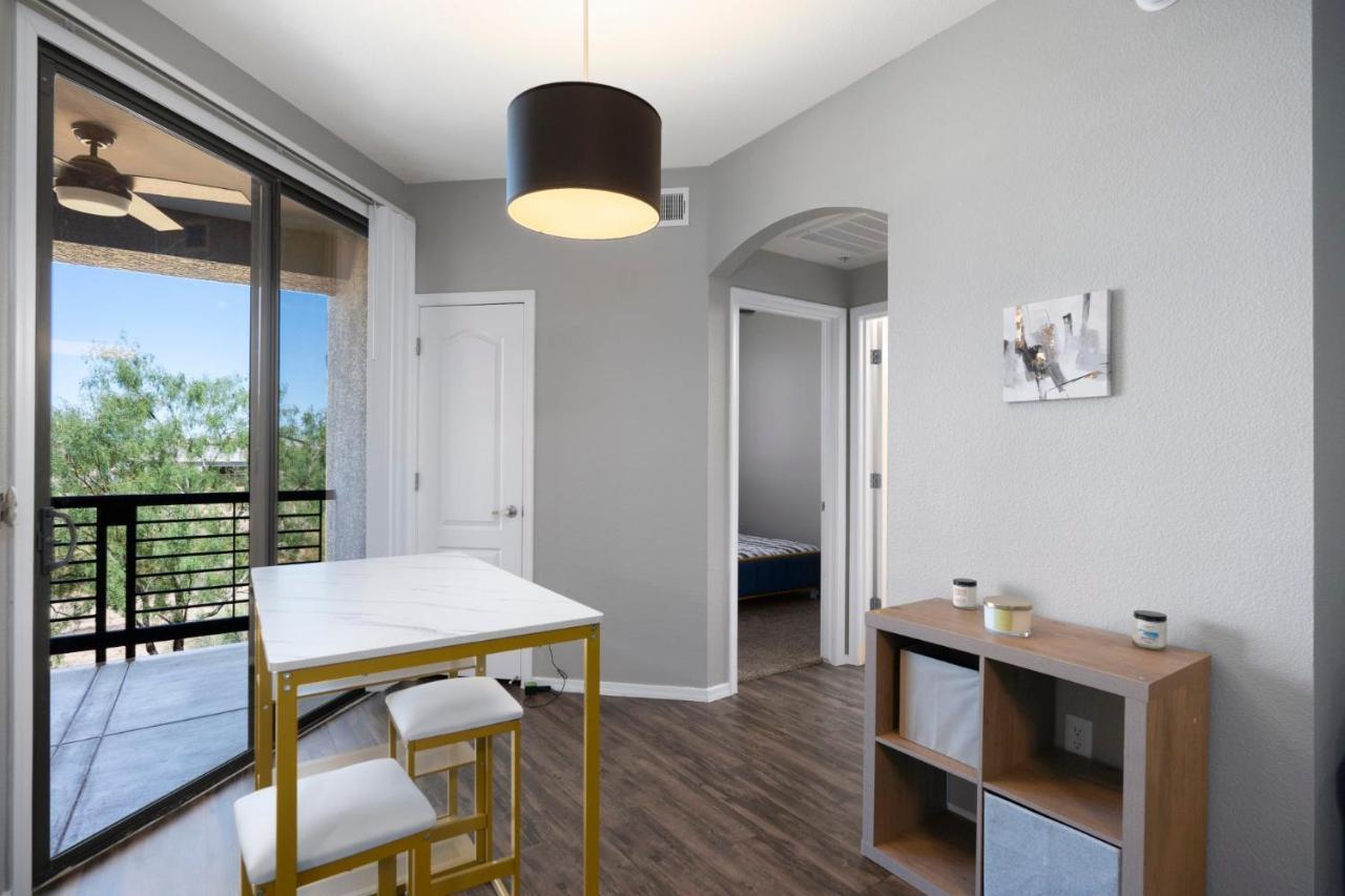 Luxury Mountain View 2Br With Balcony Located In Scottsdale Apartment Ngoại thất bức ảnh