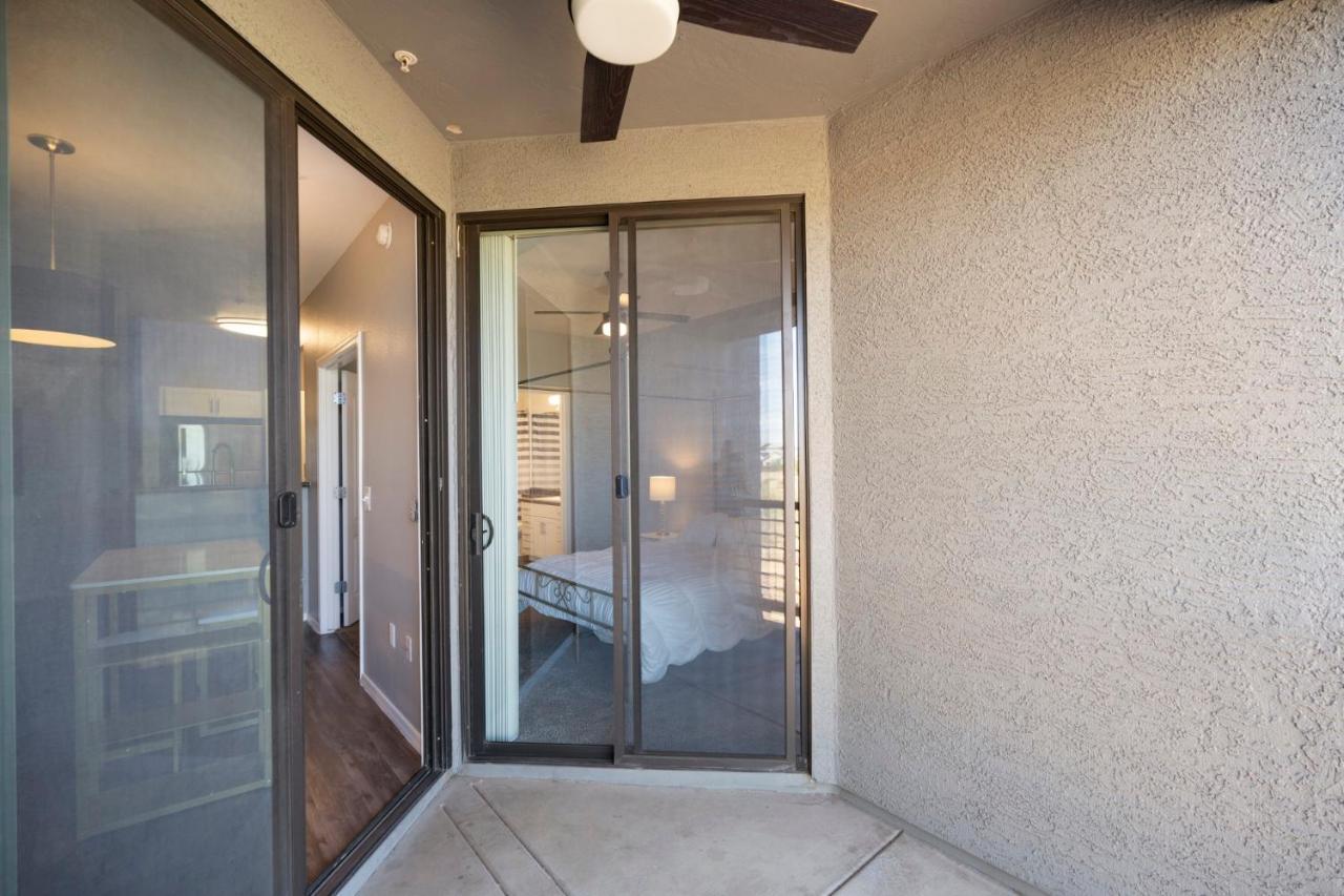 Luxury Mountain View 2Br With Balcony Located In Scottsdale Apartment Ngoại thất bức ảnh